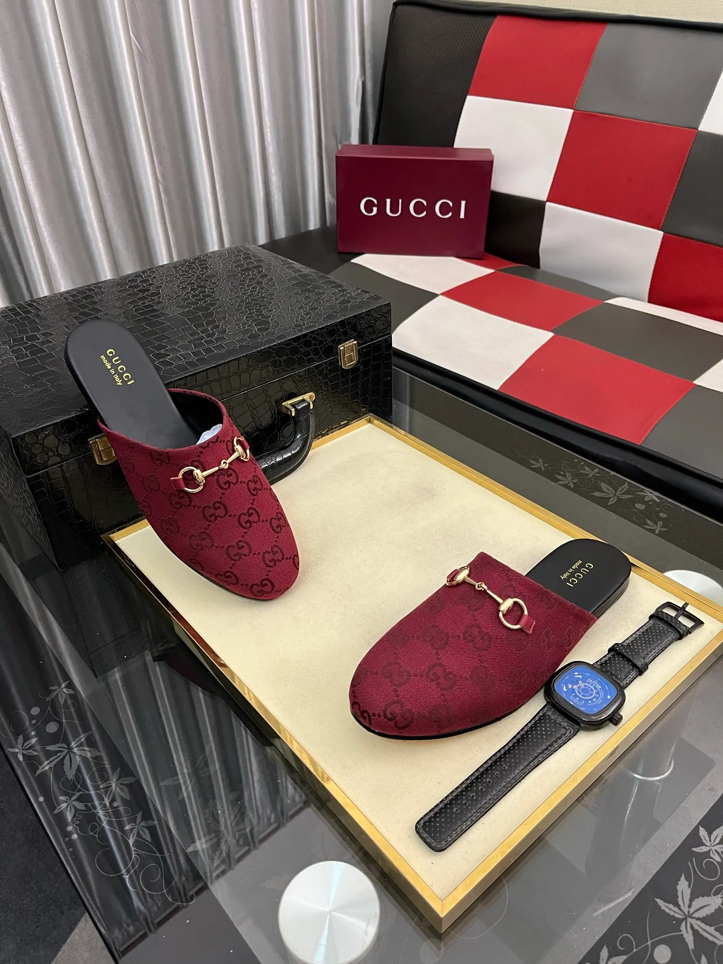 Men's shoes 💰480⌚️⌚️[Gucci] 2024 new season half-slip men's shoes, made of Italian imported first-layer frosted cowhide➕sheepskin lining, original hardware buckle, original combination wear-resistant outsole, real shot 🎬 Very comfortable on the feet, size 36-44